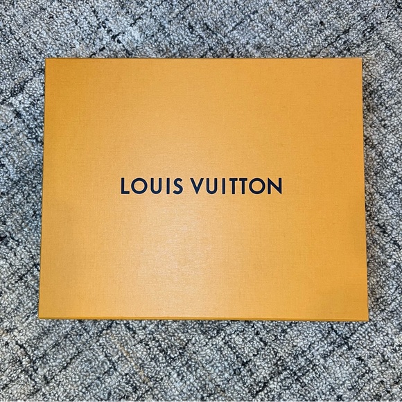 Authentic Extra Large Louis Vuitton Gift Box - Picture 12 of 14